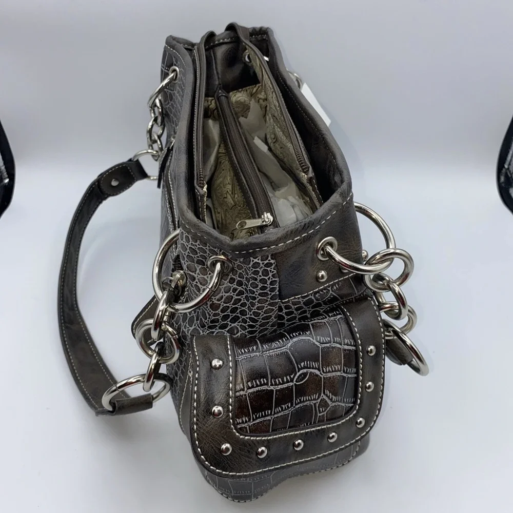 Blazin Roxx Concealed Carry Purse Handbag Studded N7530827 Pockets Bling Western